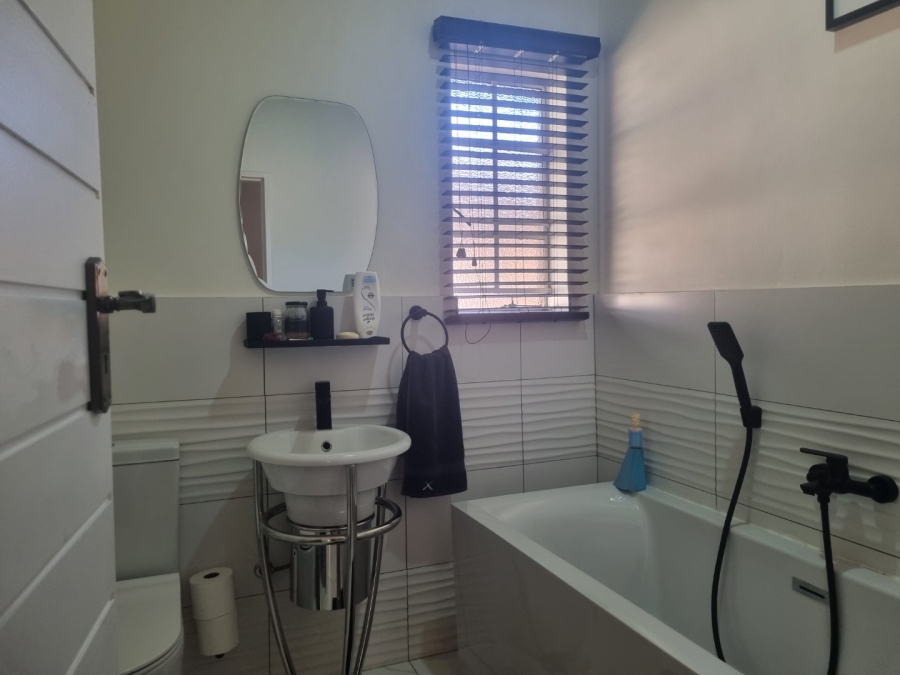 4 Bedroom Property for Sale in Vaalpark Free State